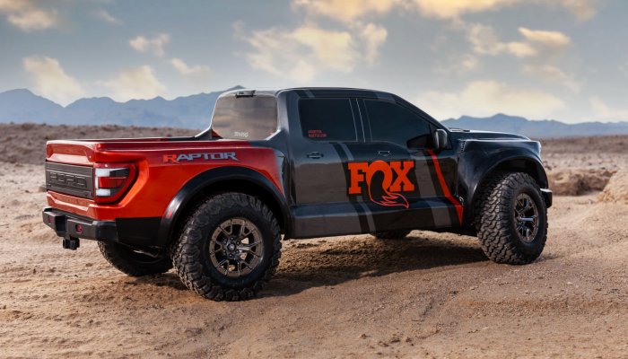 Nowe malowanie najnowszego modelu terenowego Traxxasa - Ford F150 Raptor FOX